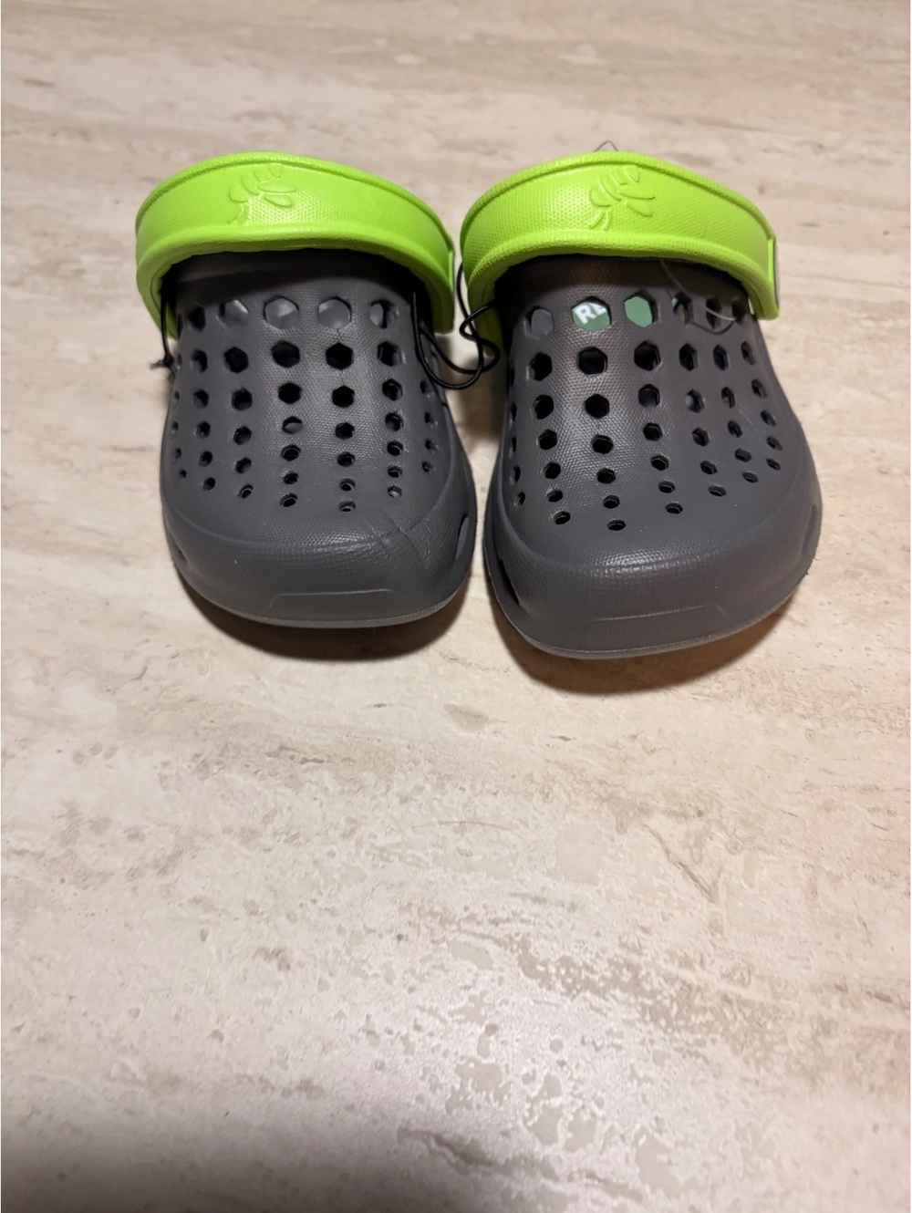 Joybees Boys' Size 4/5C Grey and Green Clog Shoes Size 7/8